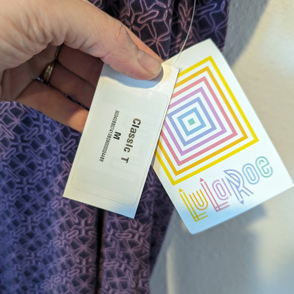 NWT Lularoe Purple Pattern Classic T Size M - Picture 4 of 5